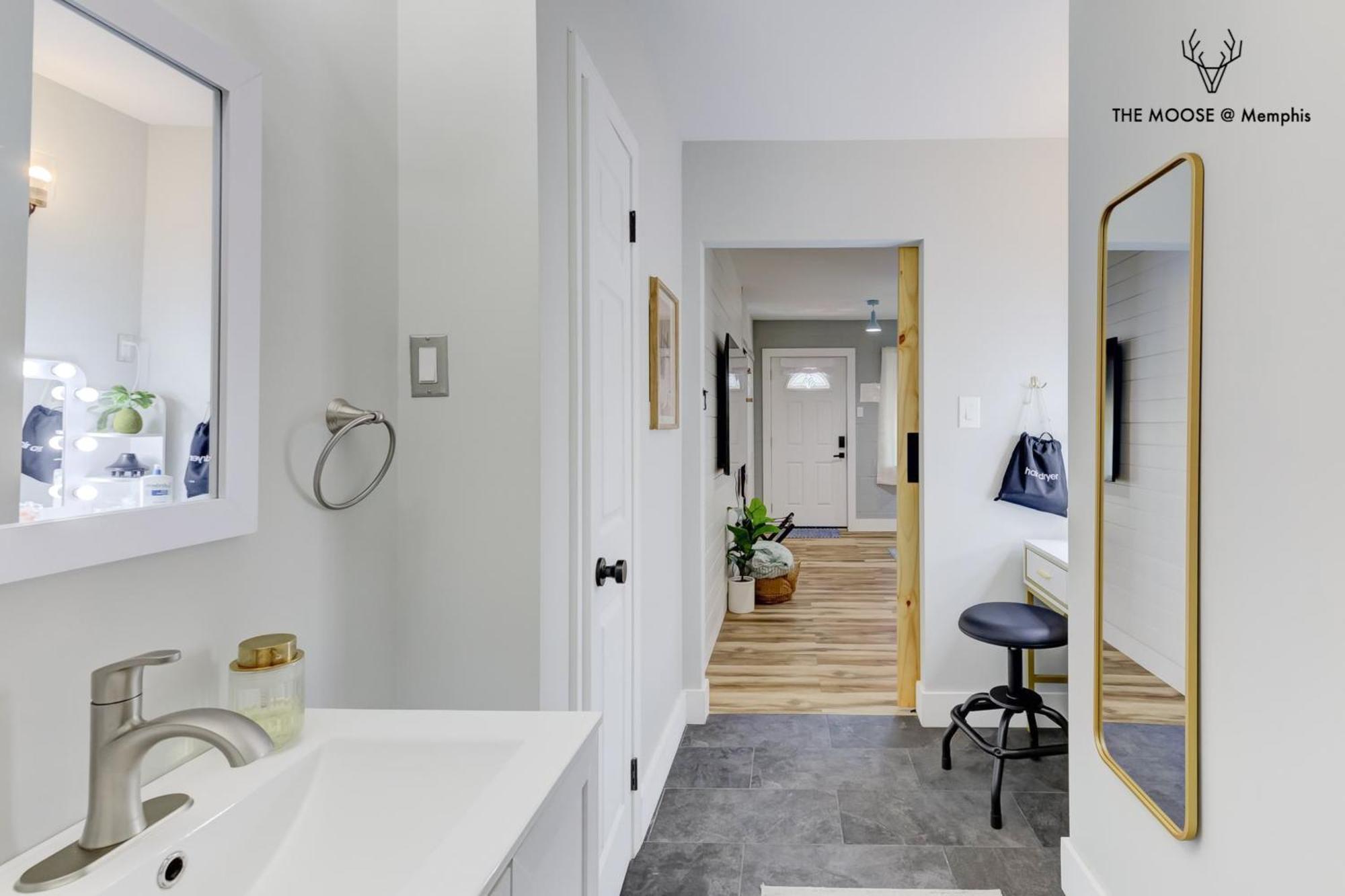 The Moose #11 - Luxe Modern Loft With King Bed, Free Parking & Wi-Fi Διαμέρισμα Μέμφις Εξωτερικό φωτογραφία